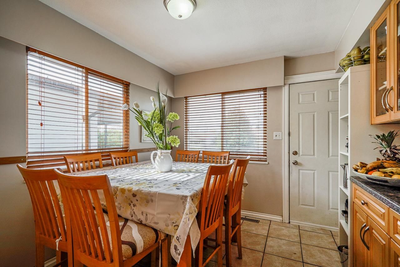 Listing Image 13