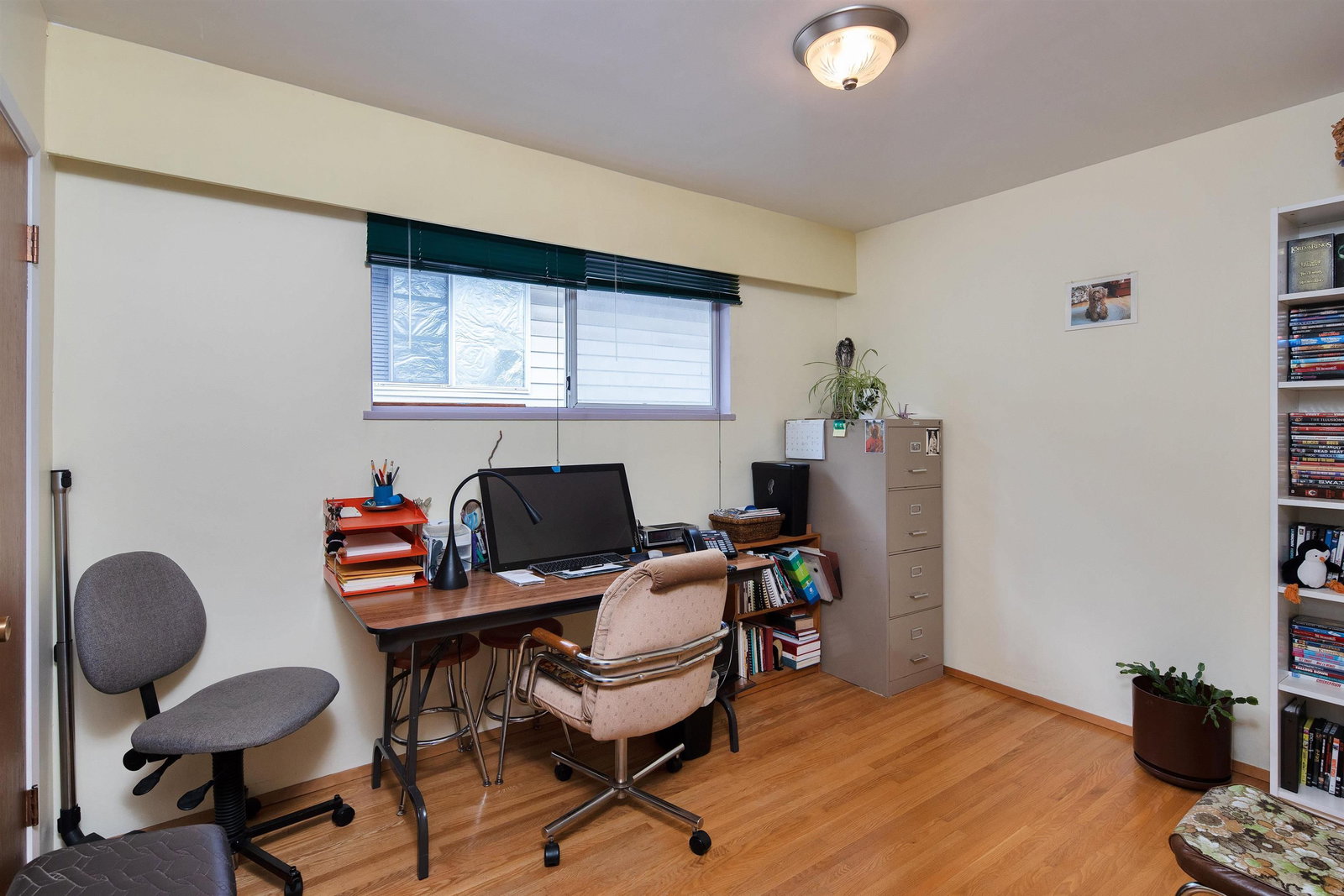 Listing Image 14