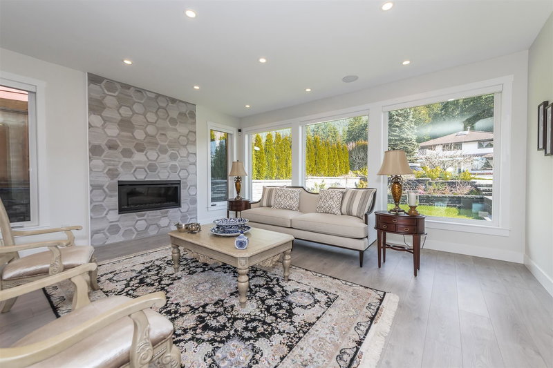 5199 Cliffridge Avenue, North Vancouver, V7R 3V2 | Image 2