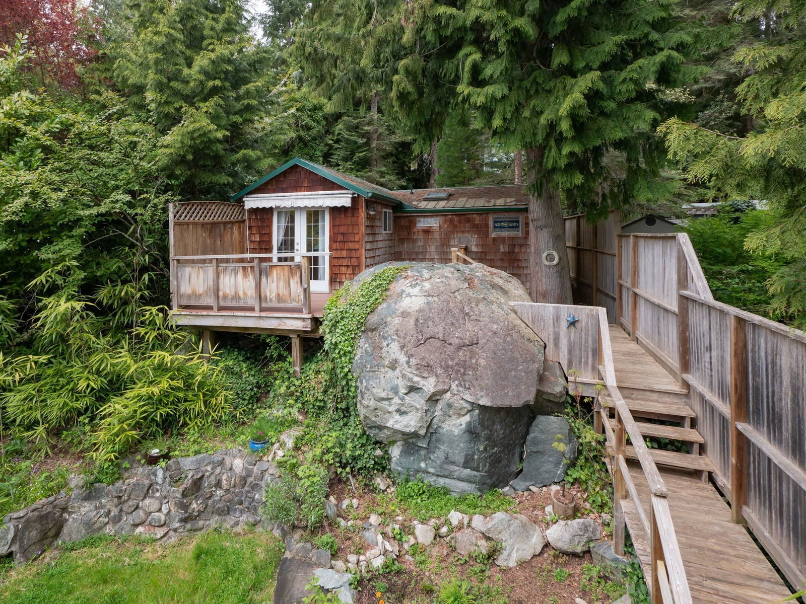 Listing Image 5