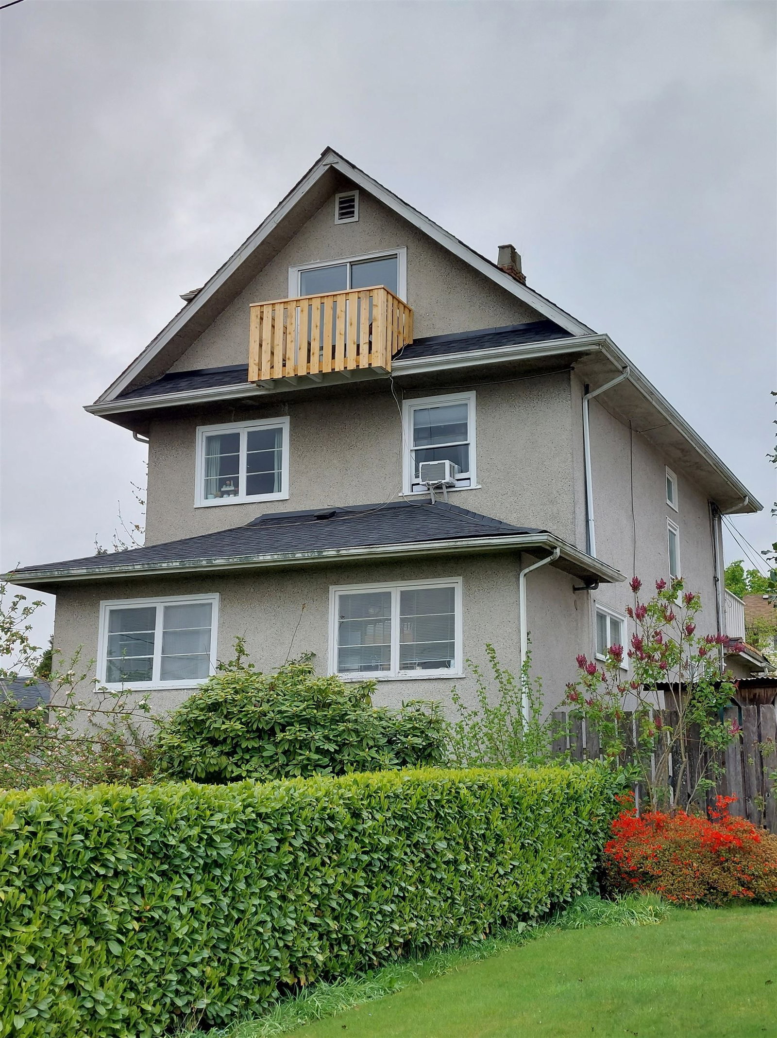 Listing Image 14