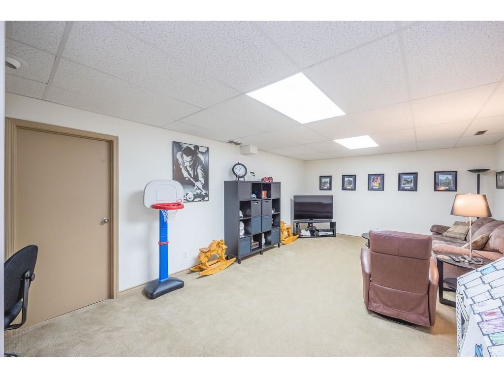 Listing Image 27