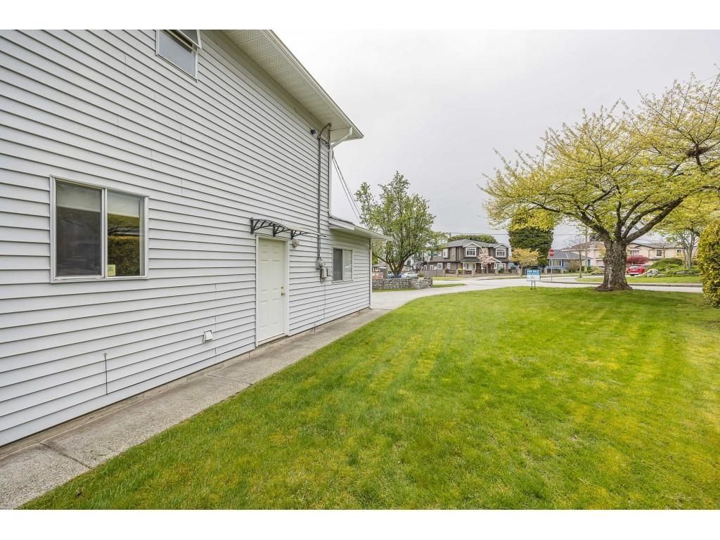 Listing Image 32