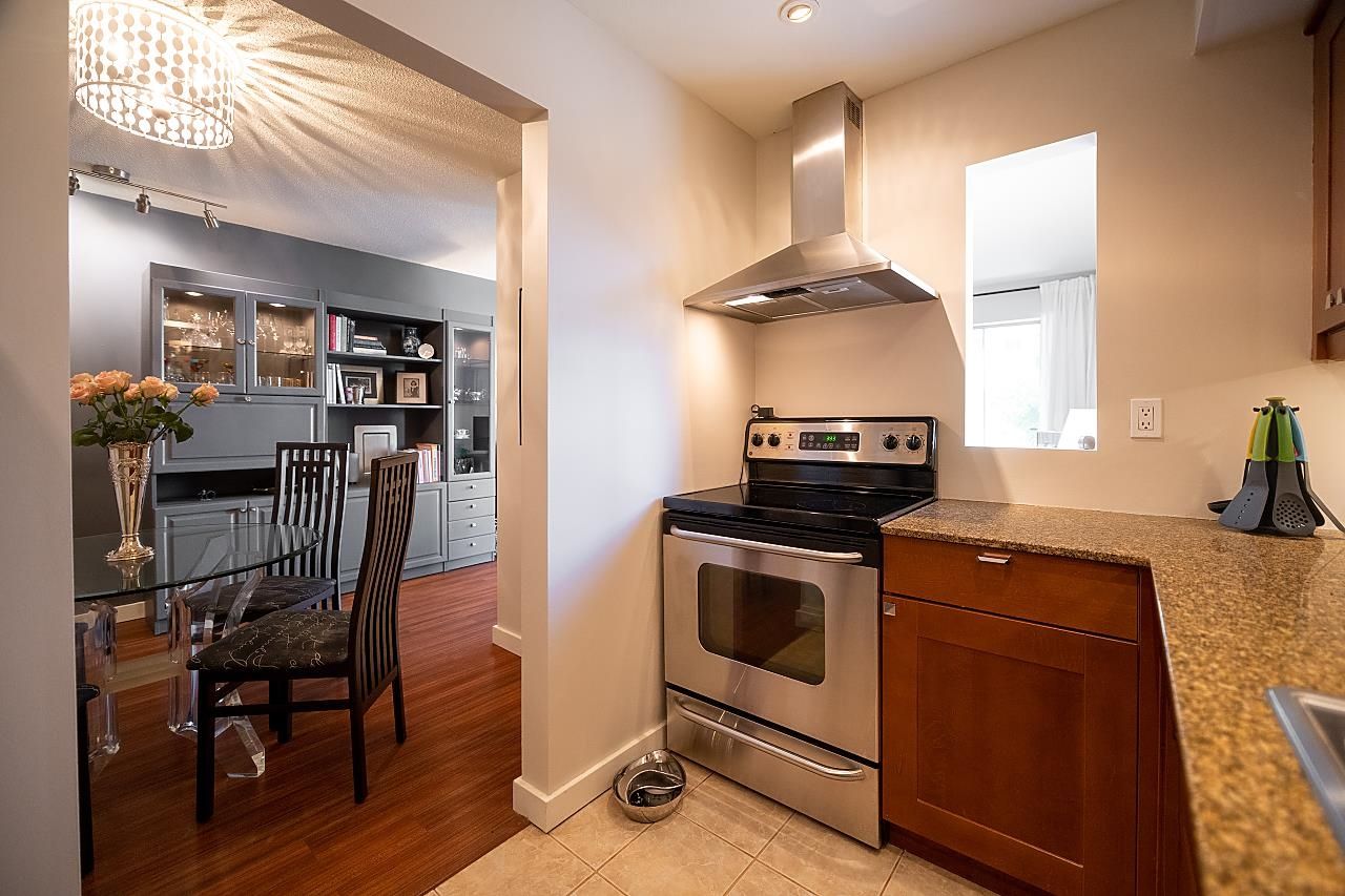 Listing Image 11