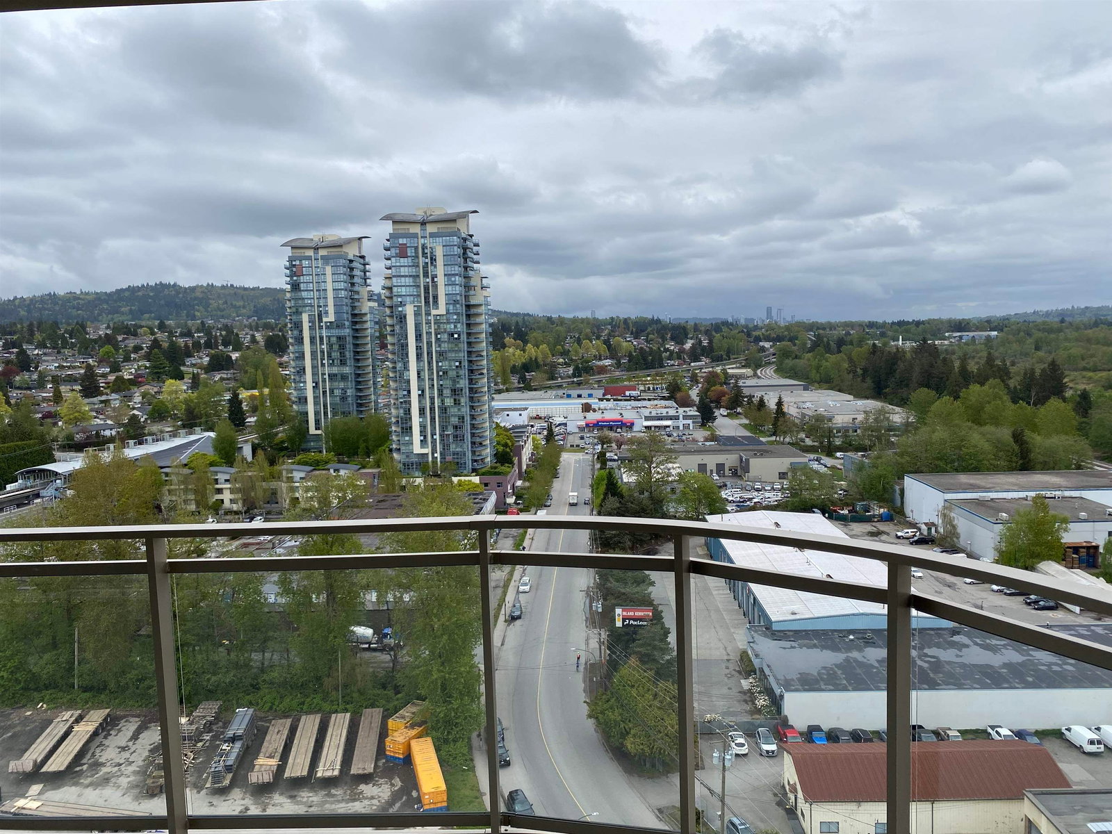 Listing Image 11