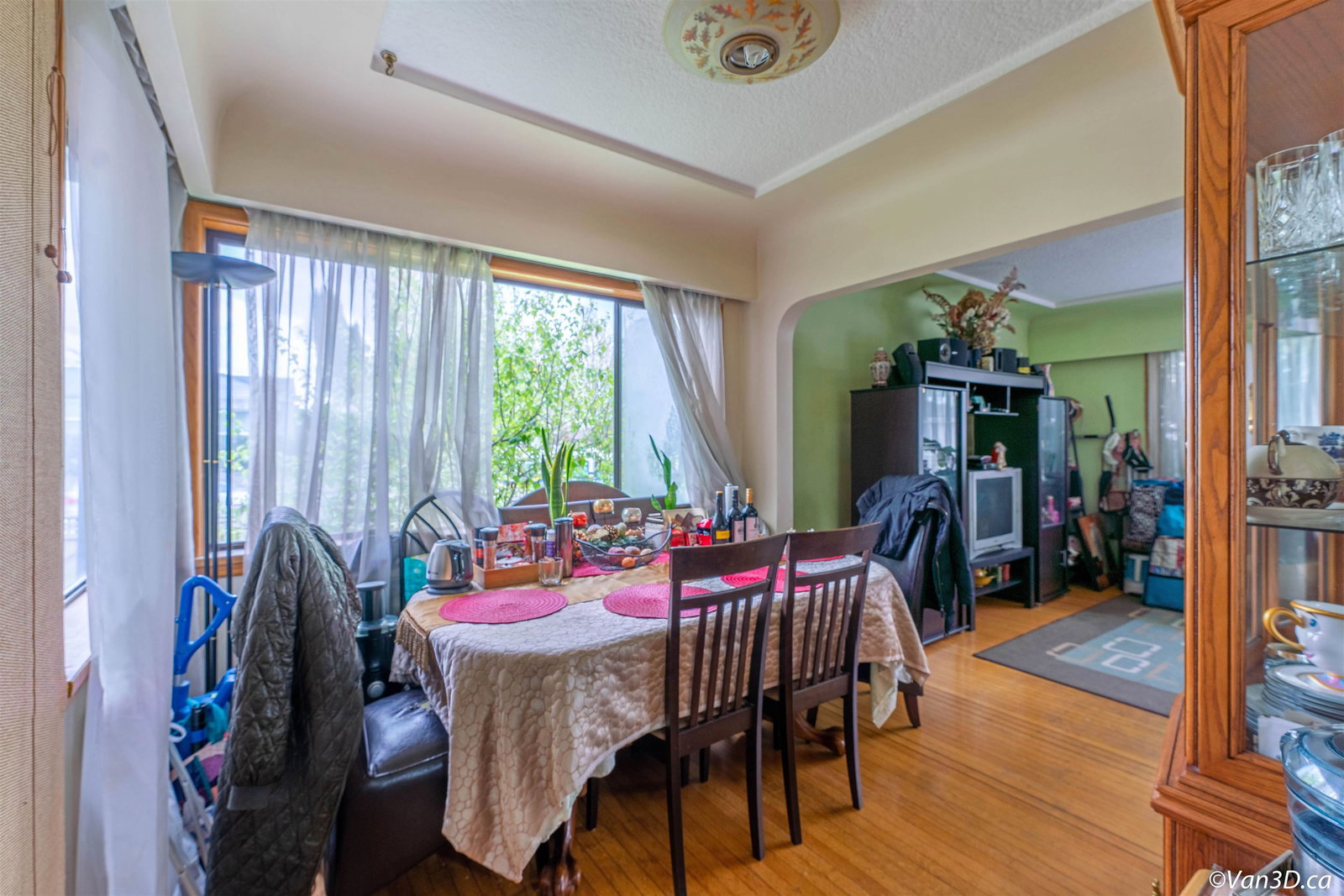 Listing Image 12