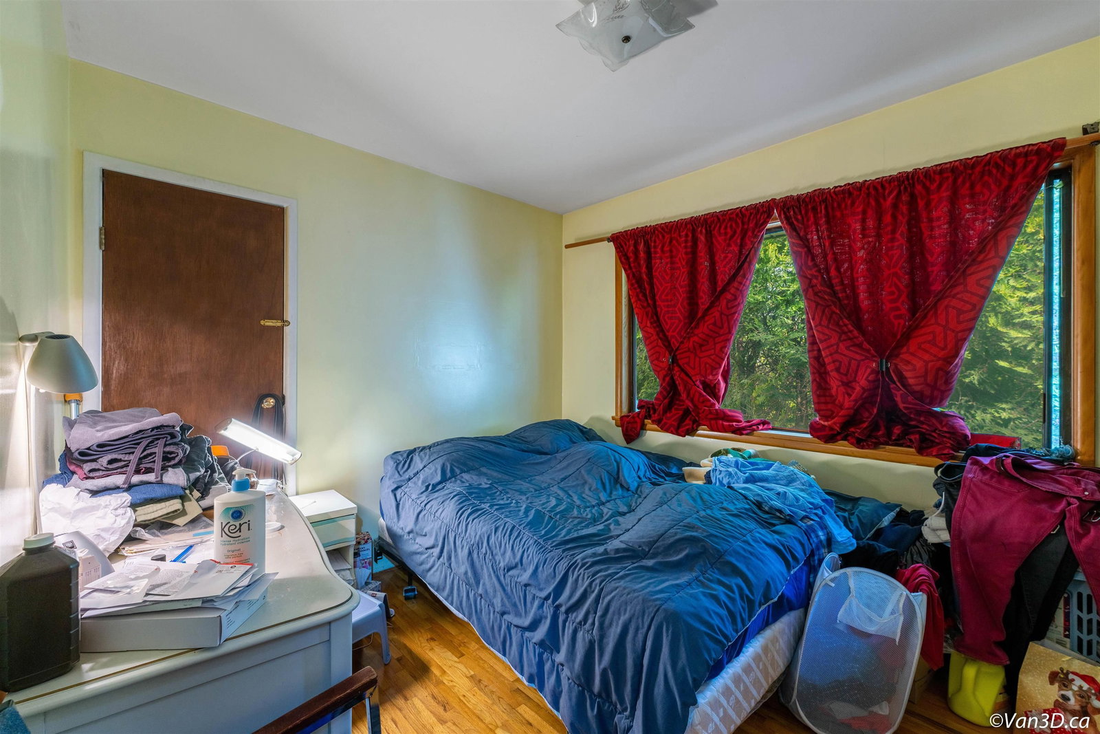Listing Image 6