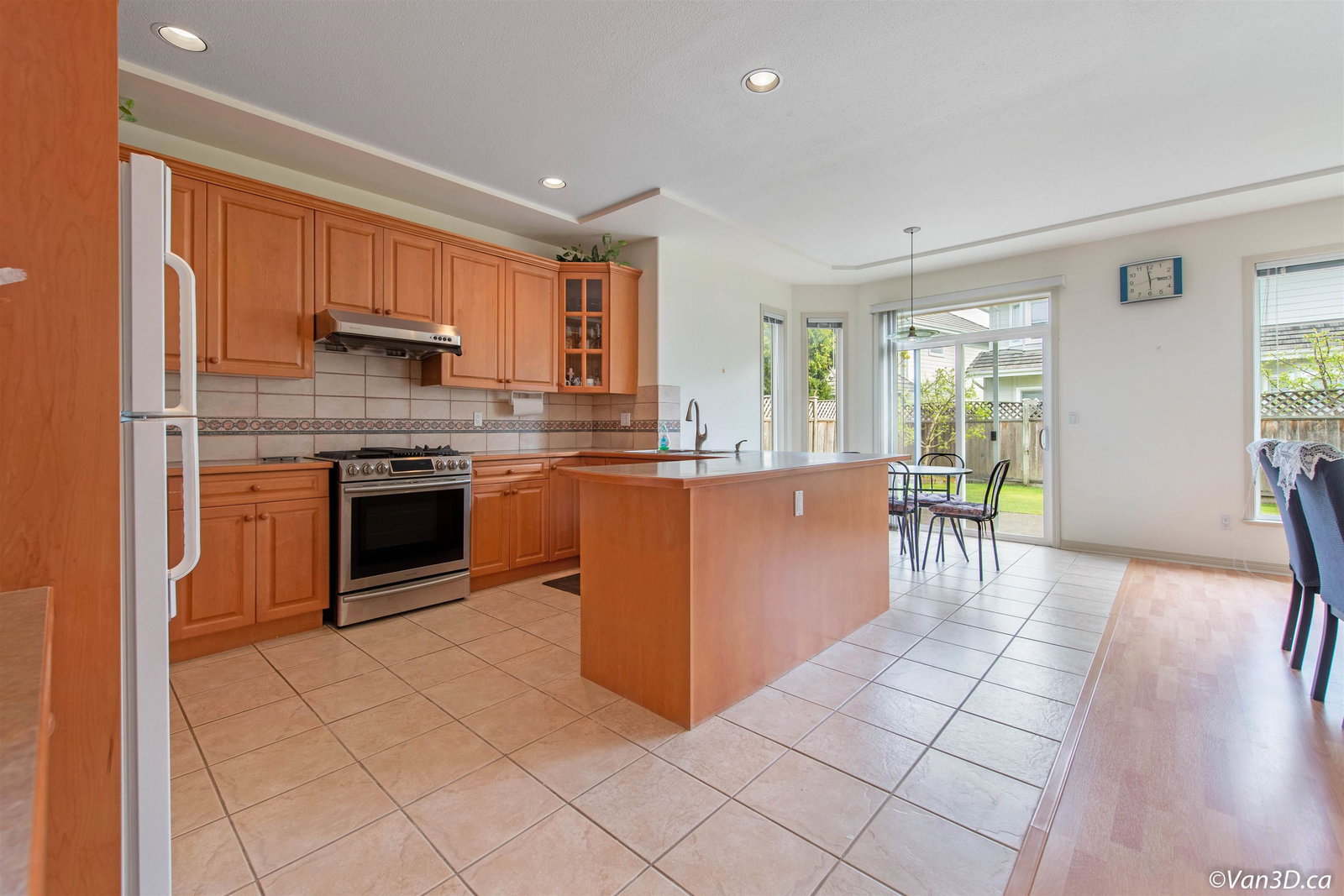 Listing Image 15