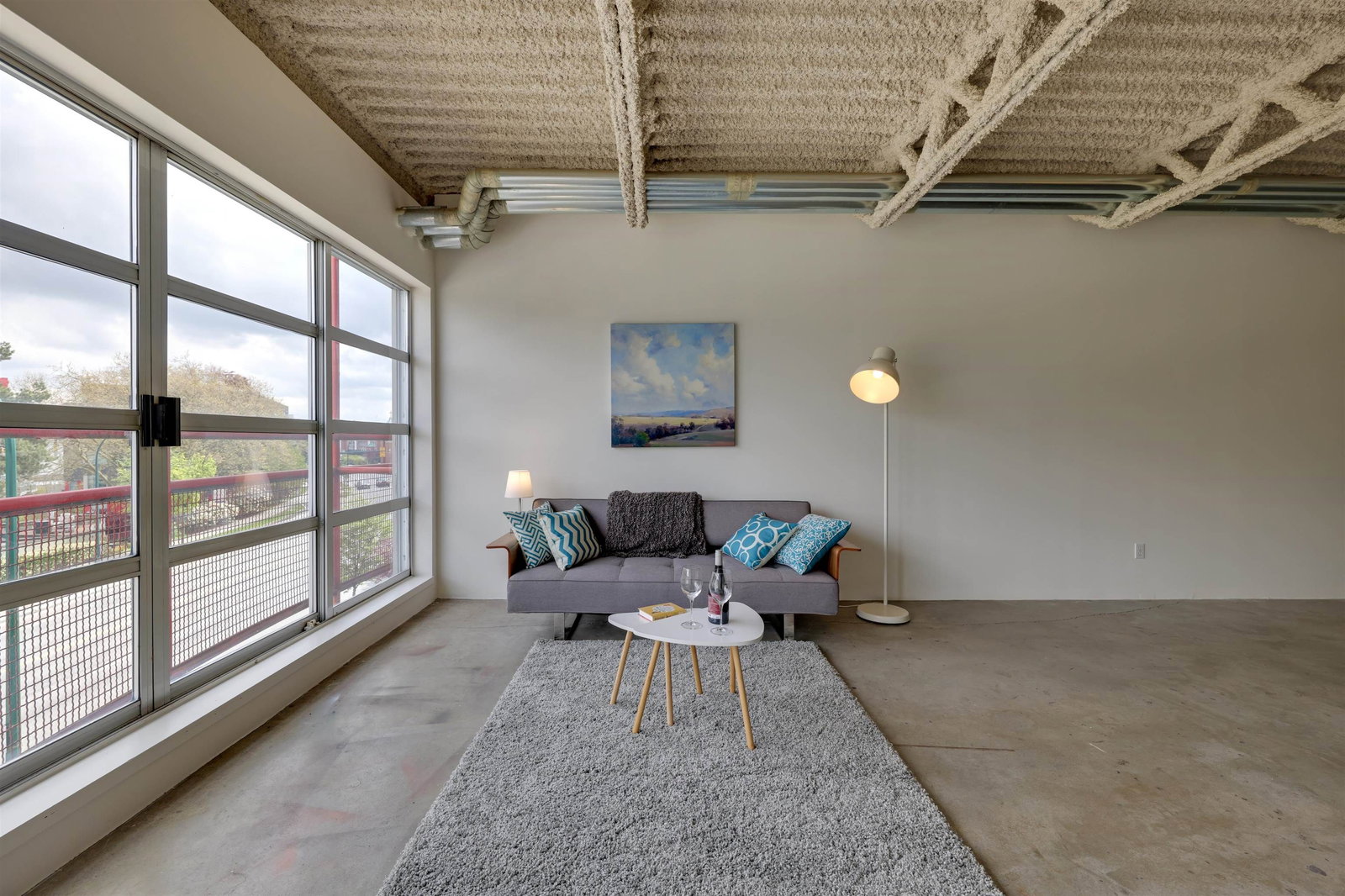 Listing Image 8