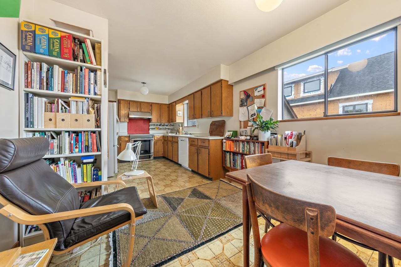 Listing Image 16