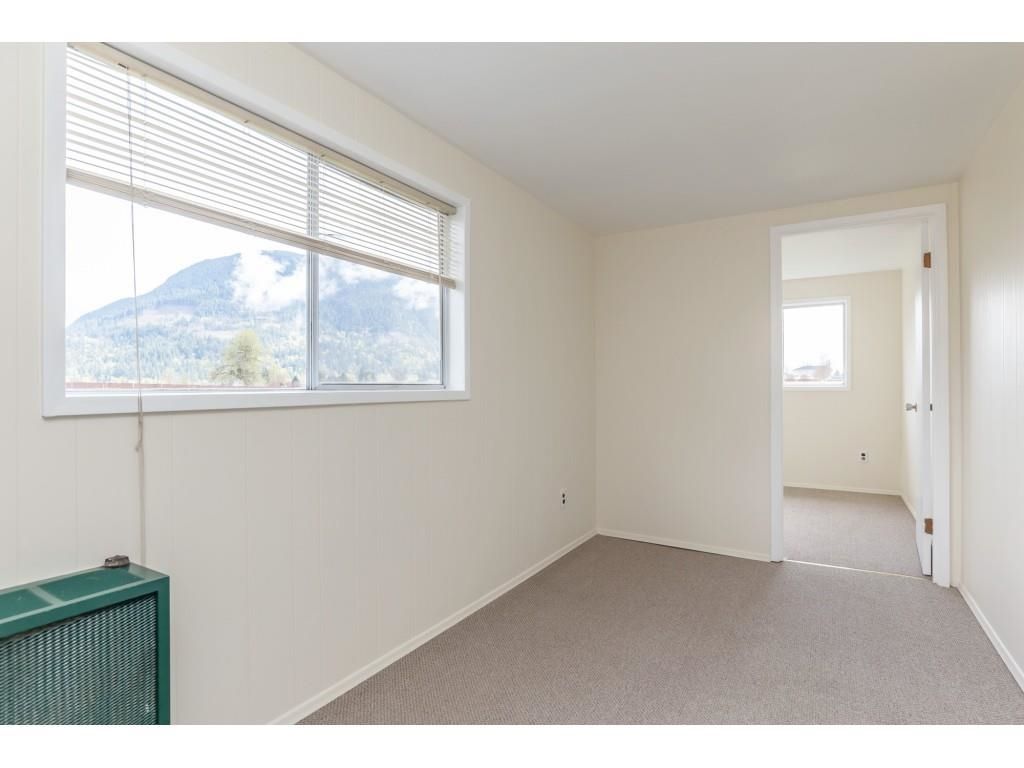 Listing Image 25