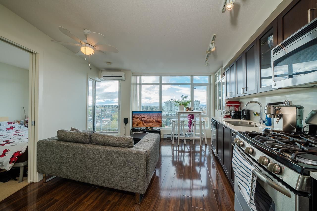 Listing Image 15