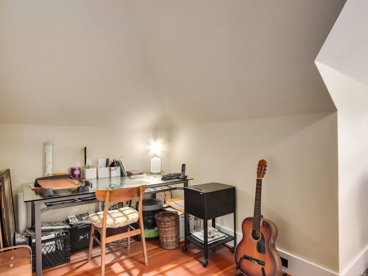 Listing Image 18