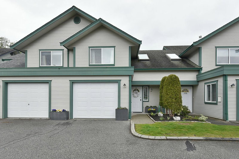 109 - 5711 Ebbtide Street, Sechelt, V7Z 0J5 | Image 2