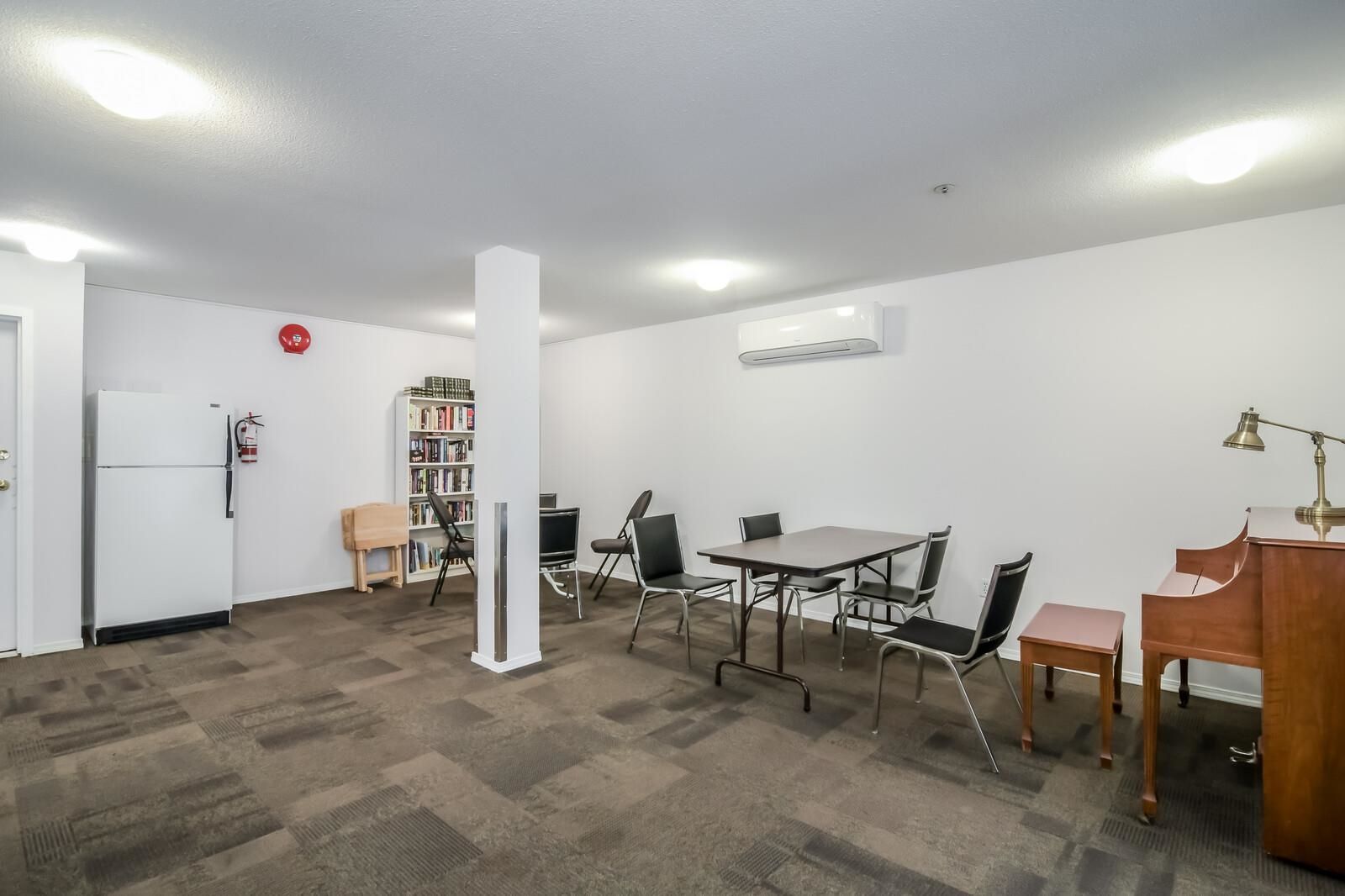 Listing Image 32