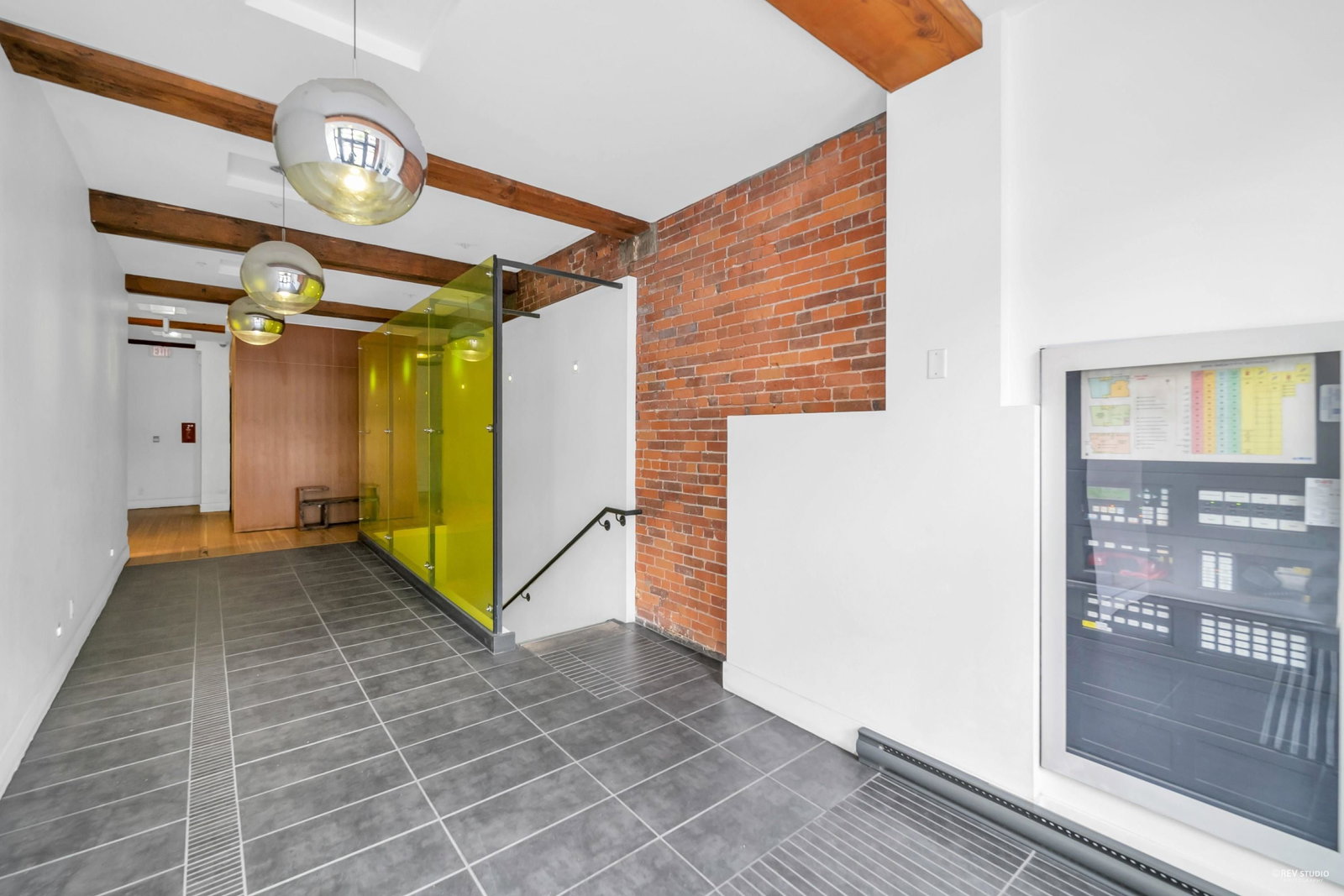 Listing Image 21