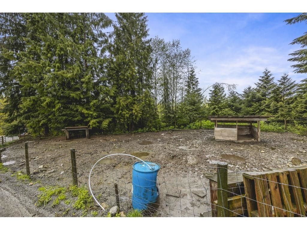 Listing Image 40