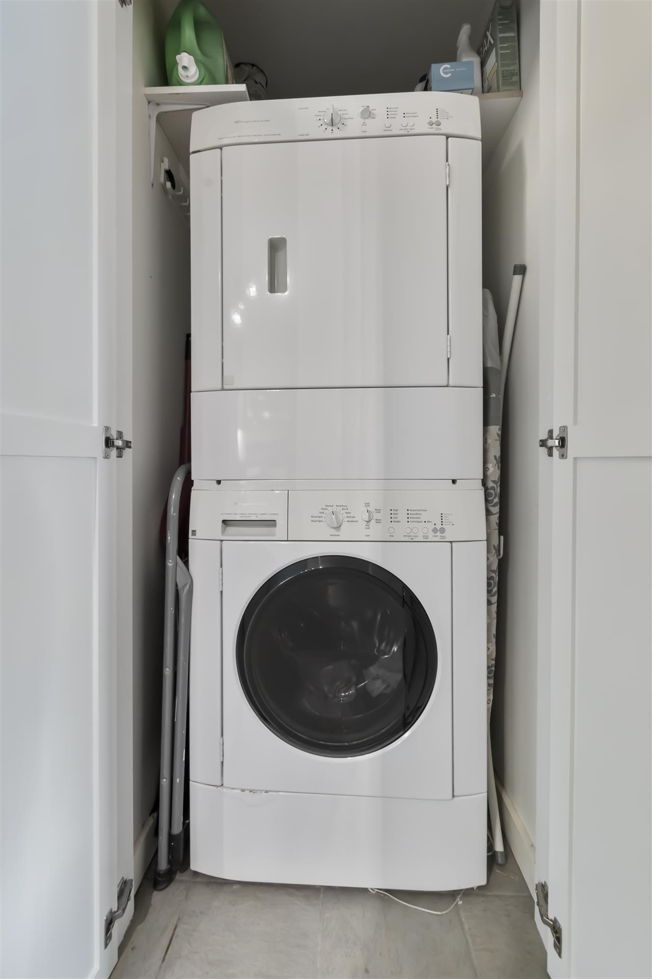 Listing Image 16