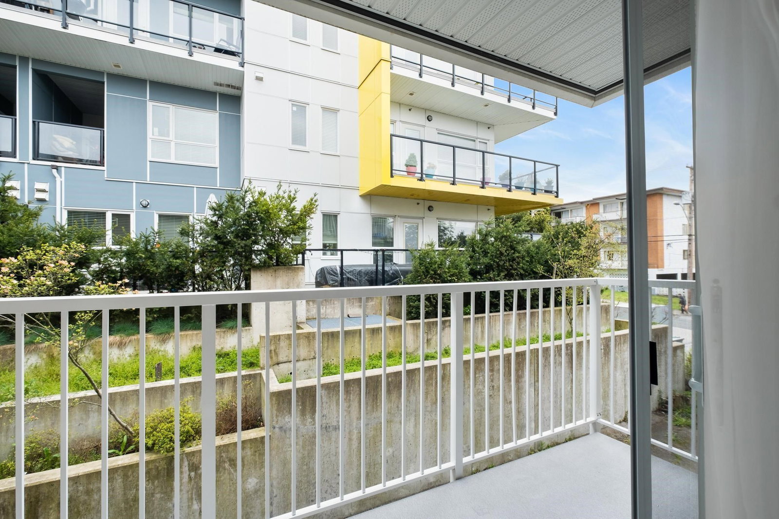 Listing Image 21