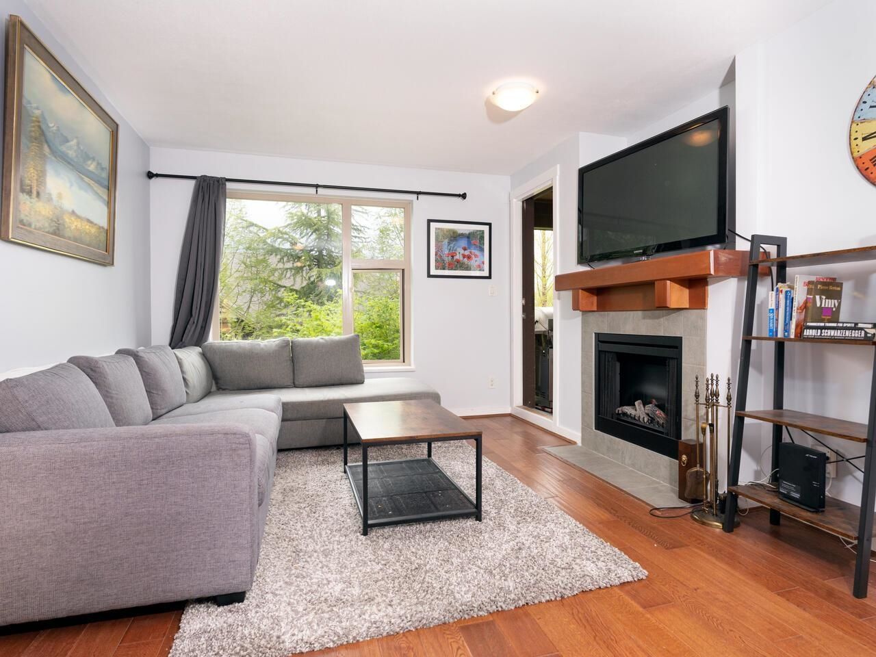 Listing Image 10