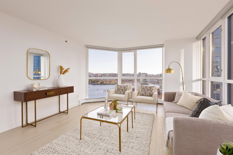 1801 - 289 Drake Street, Vancouver, V6B 5Z5 | Image 3