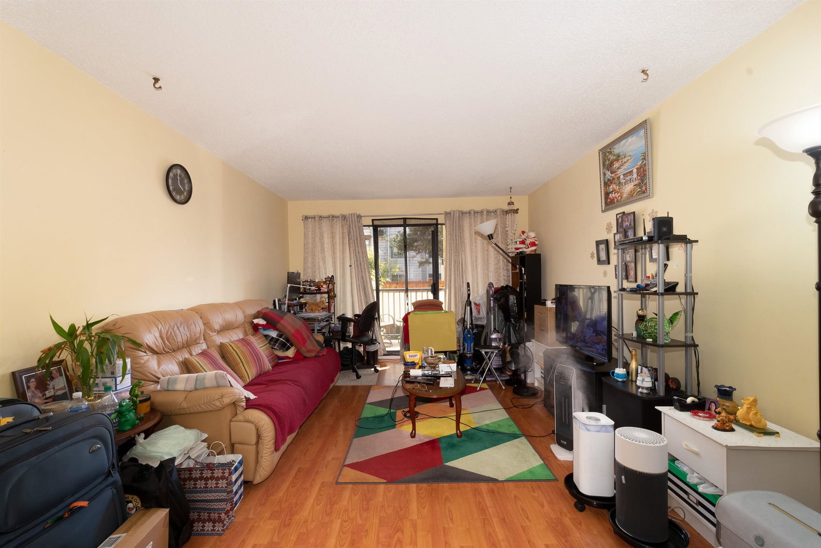 Listing Image 9