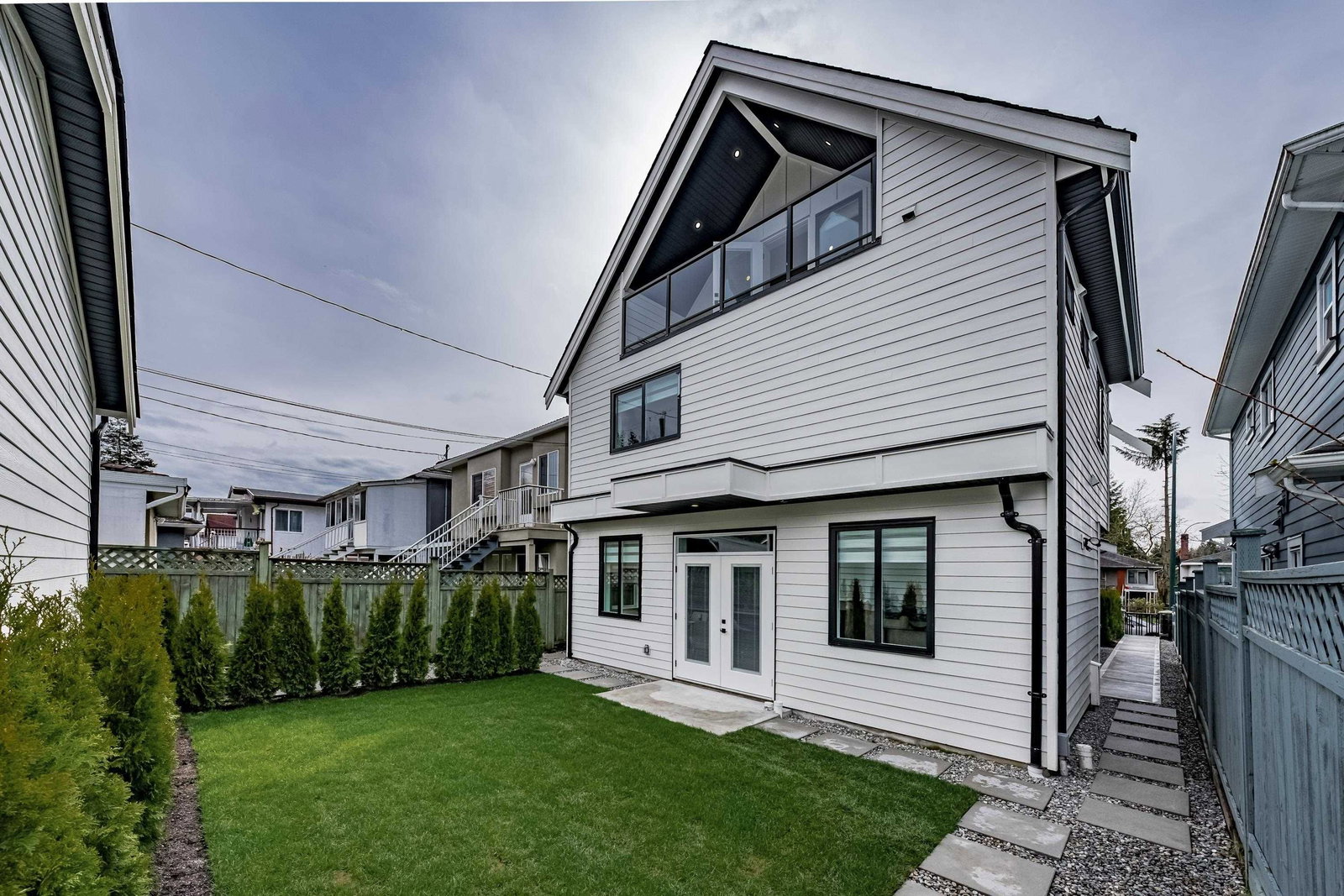 Listing Image 20