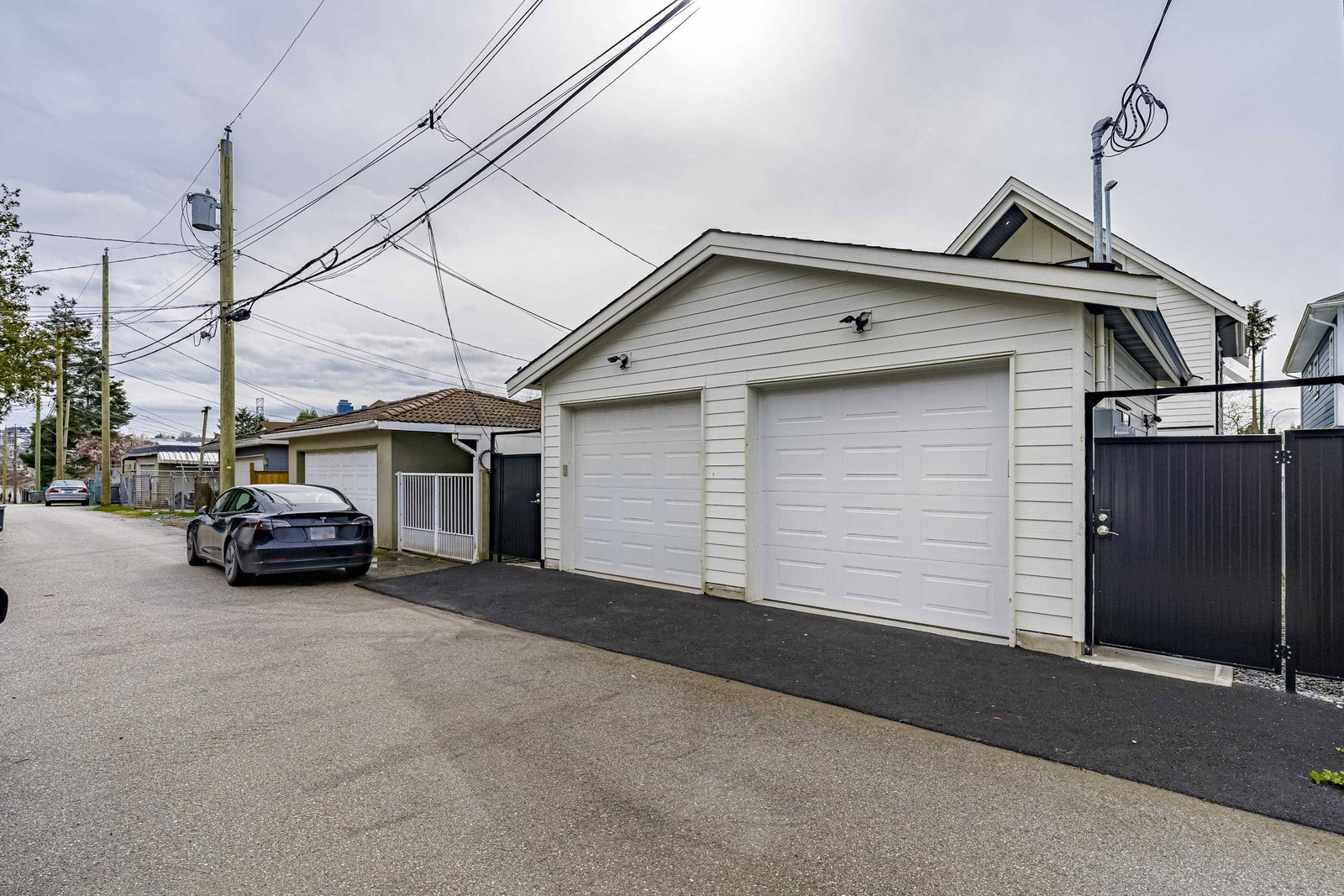 Listing Image 22