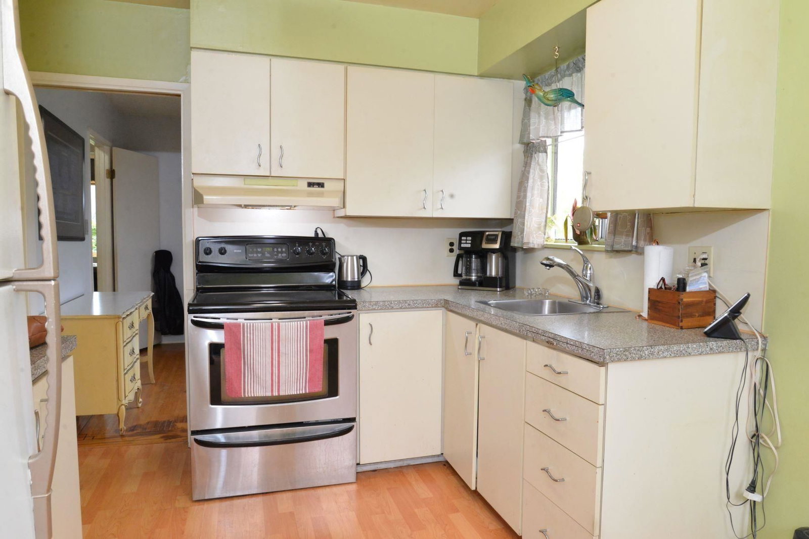 Listing Image 8