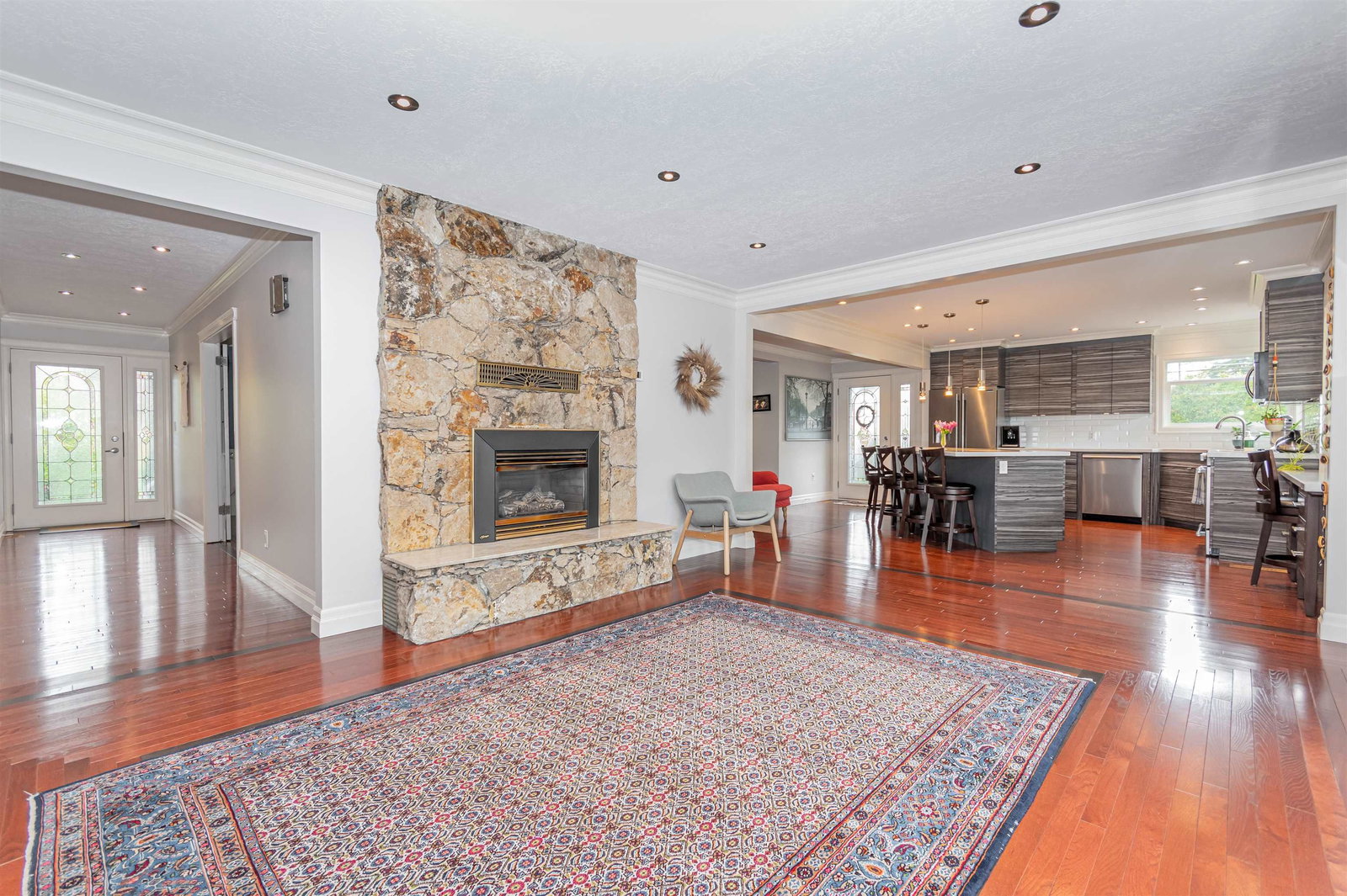 Listing Image 17