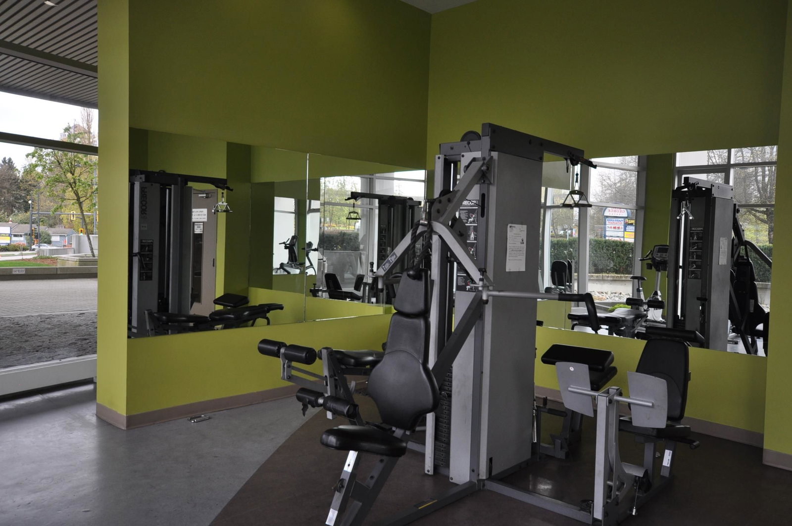 Listing Image 6
