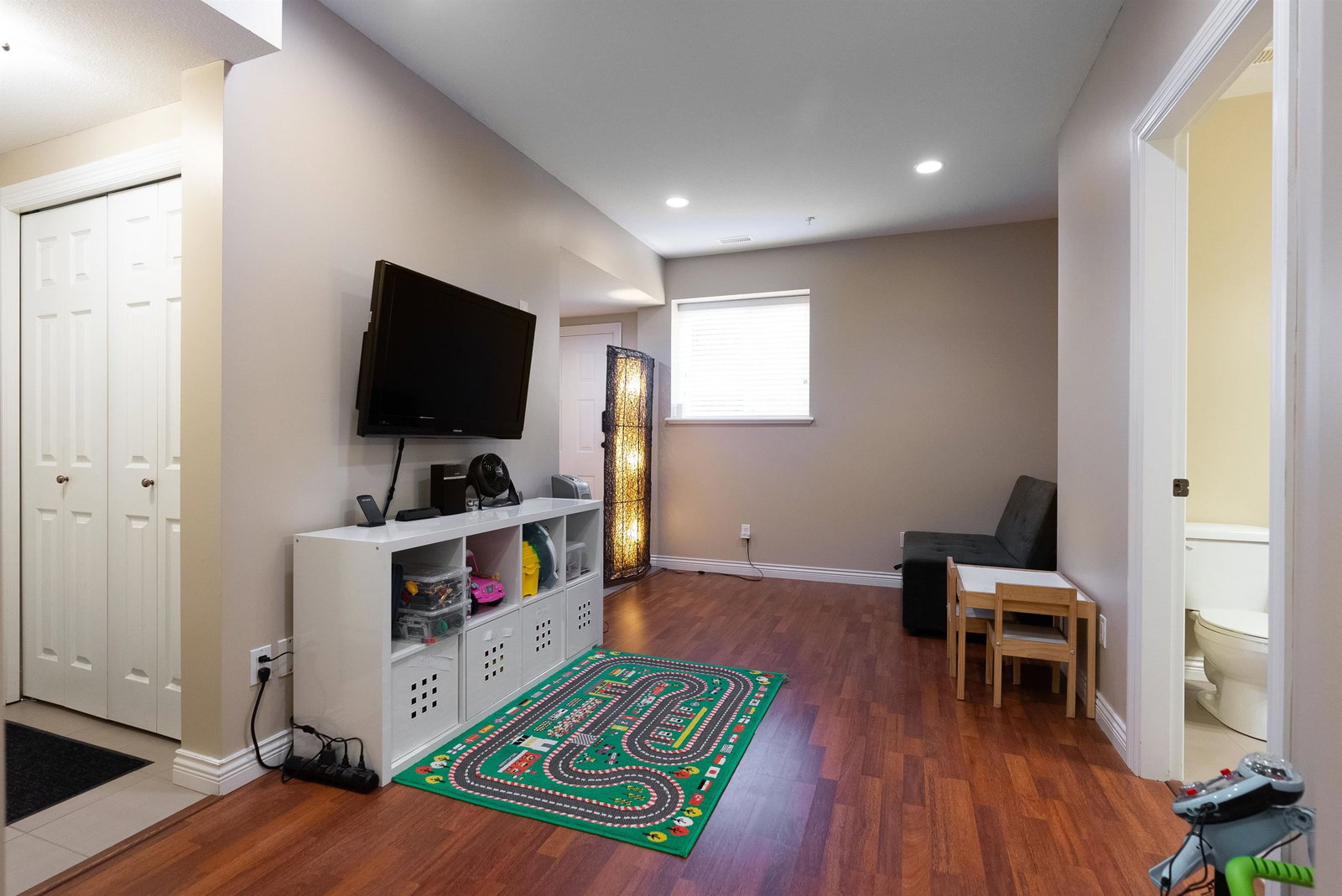 Listing Image 25
