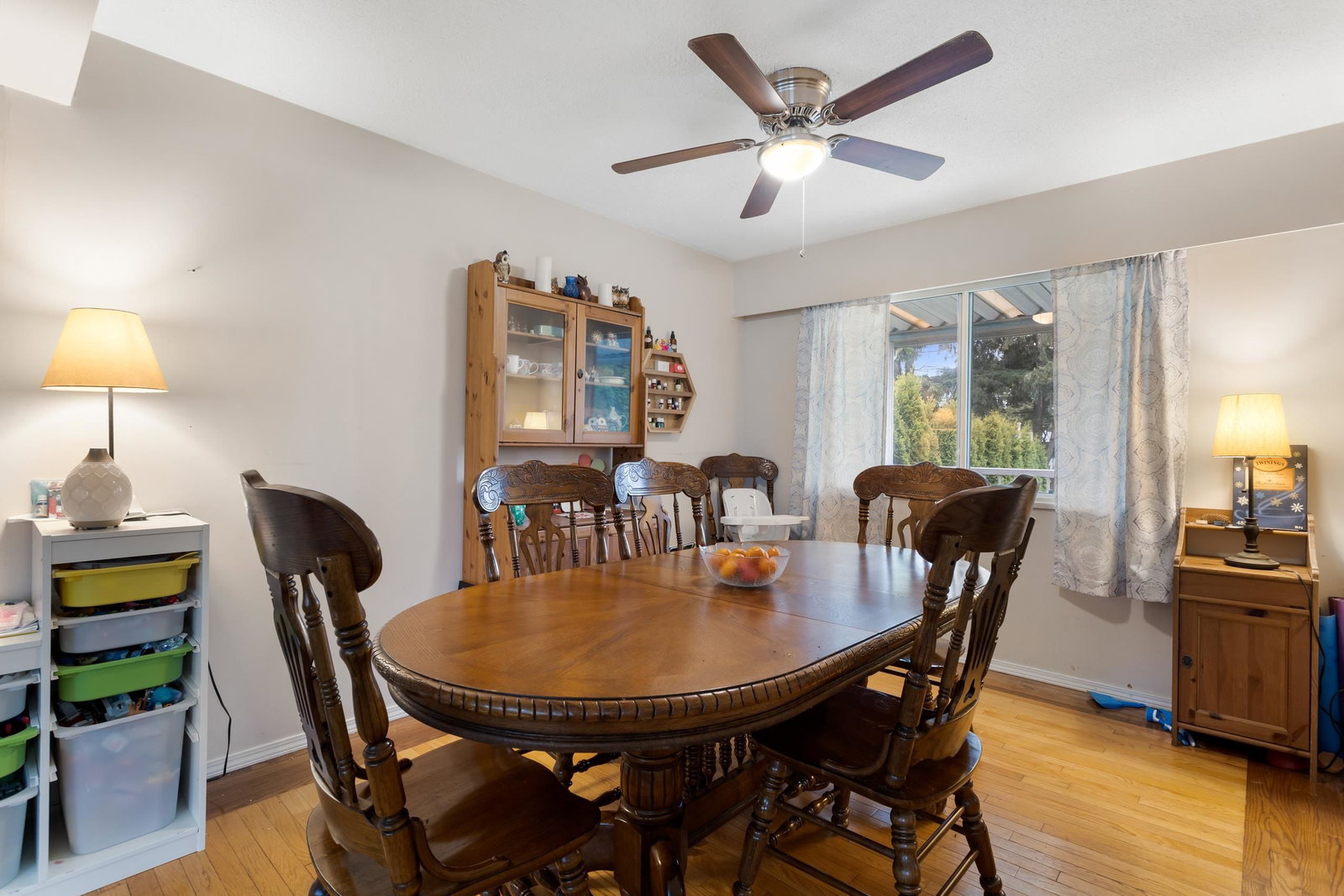 Listing Image 5