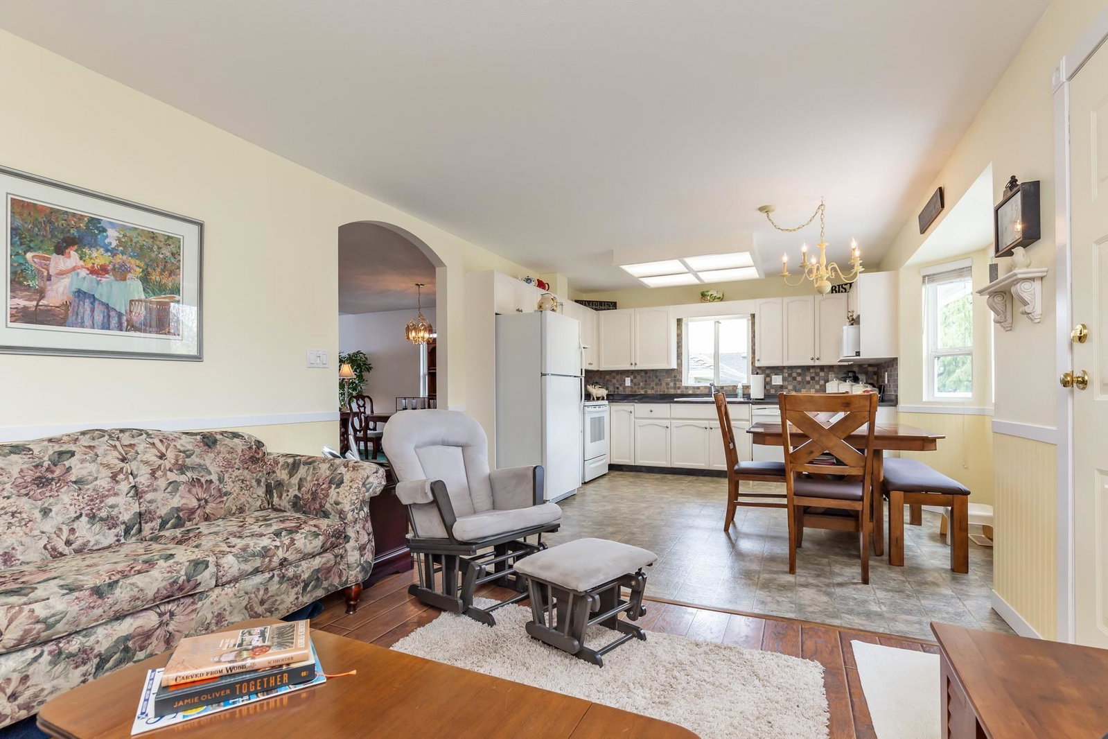 Listing Image 16