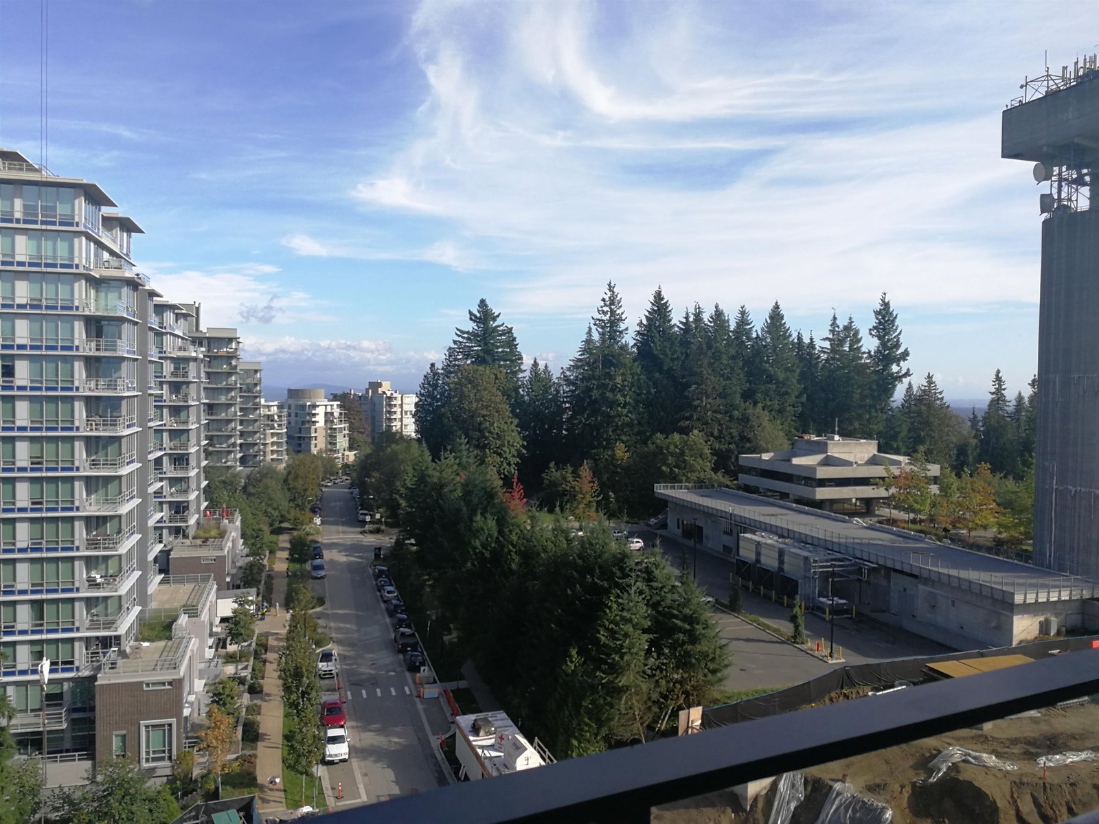 Listing Image 11