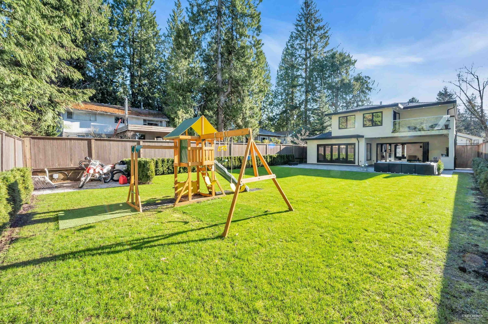 Listing Image 32