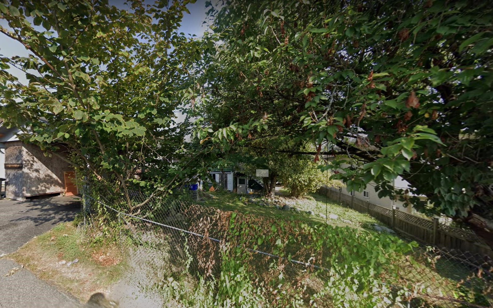 Listing Image 6