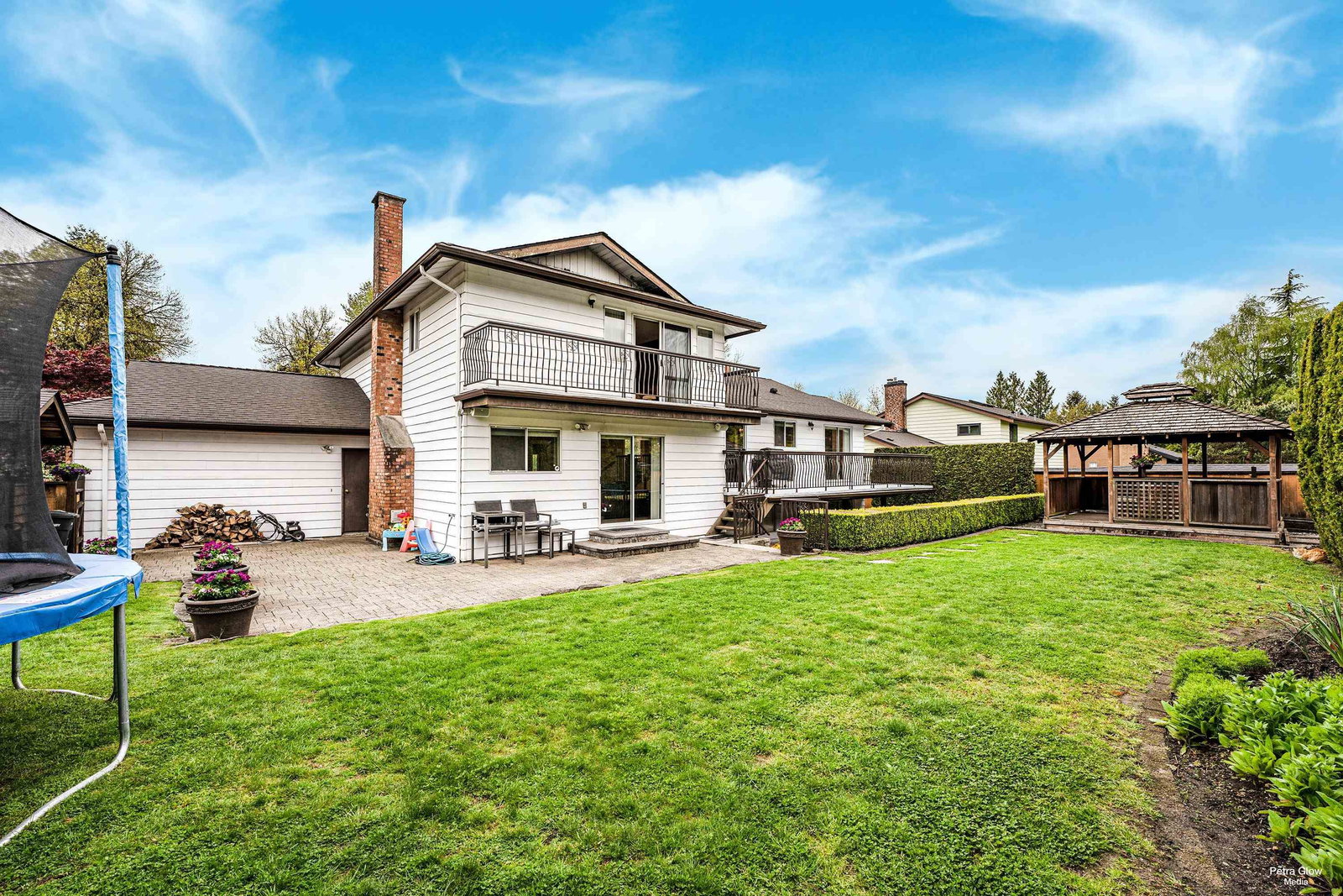 Listing Image 9