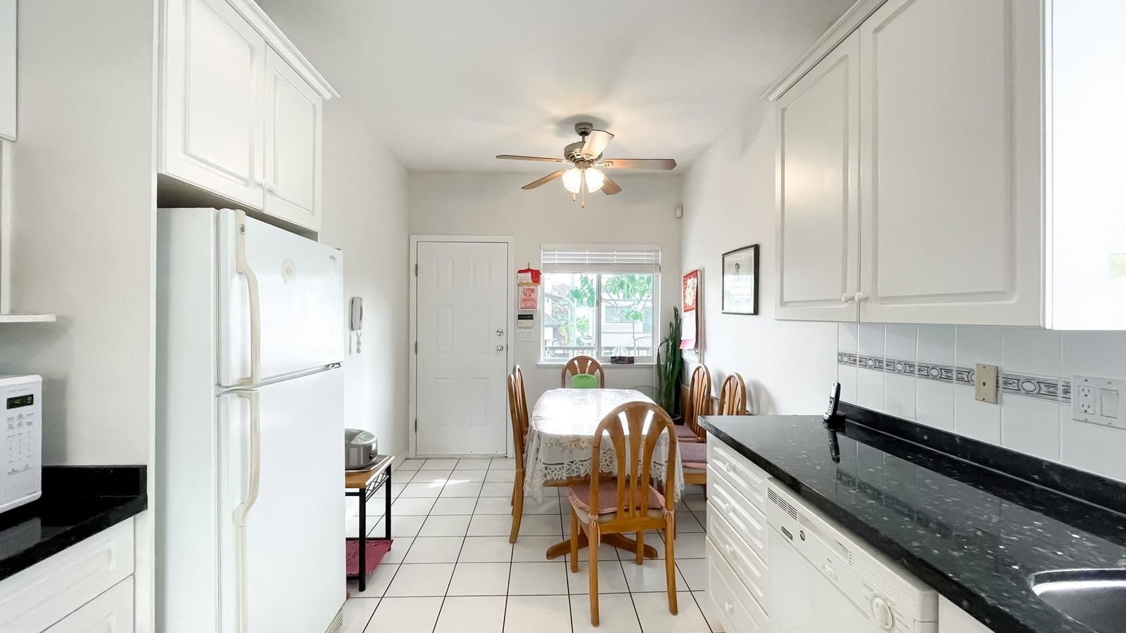 Listing Image 17