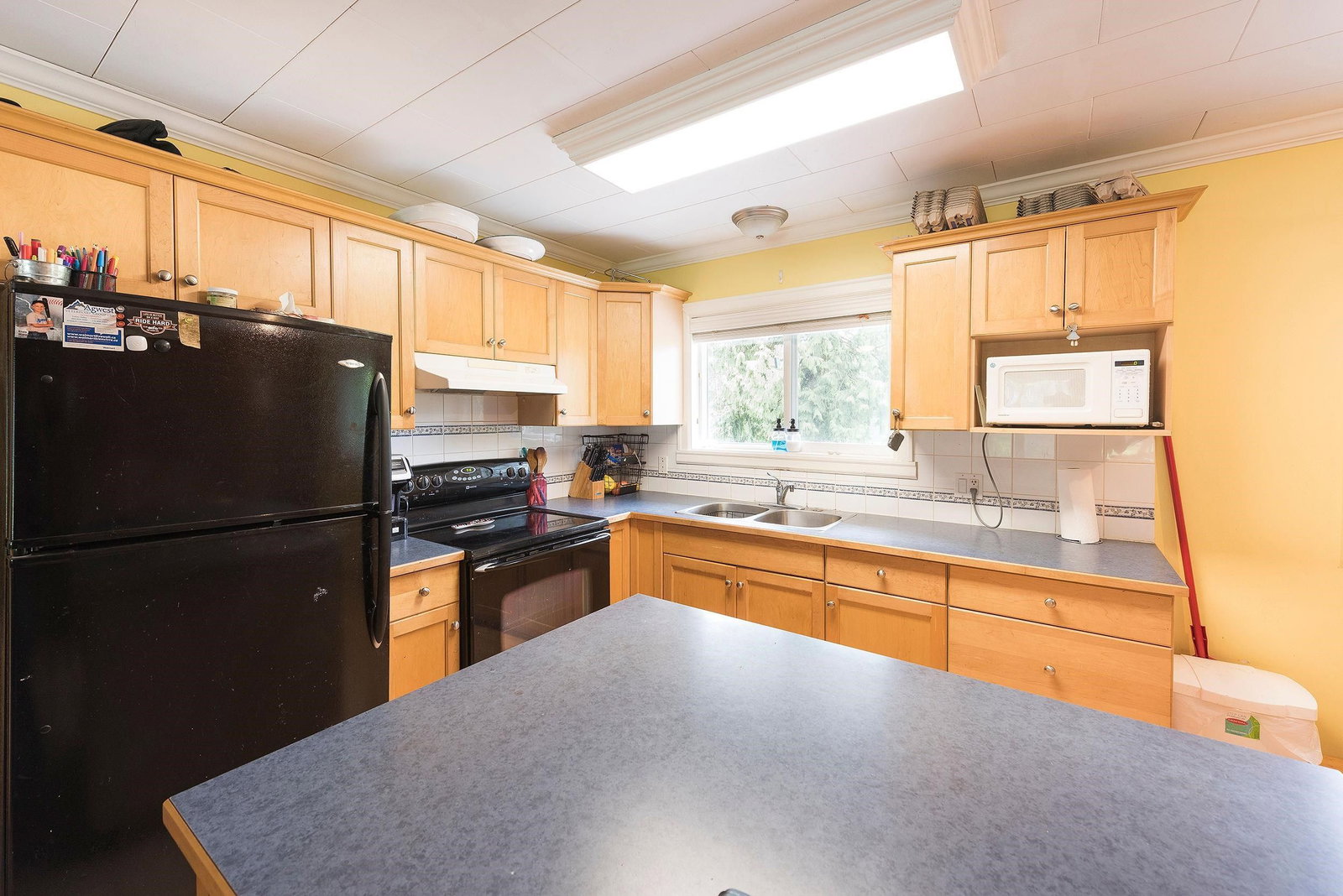 Listing Image 9
