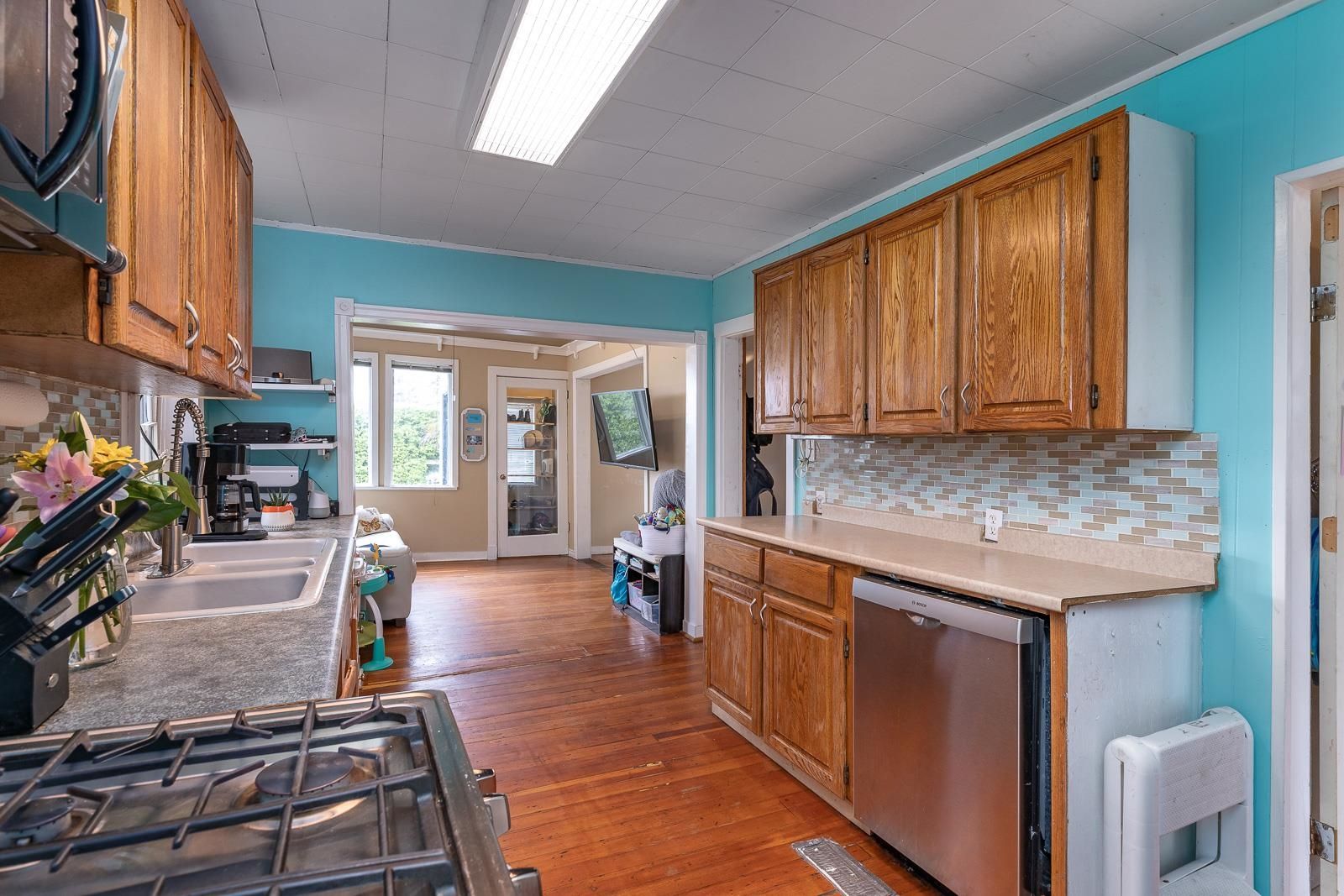 Listing Image 13