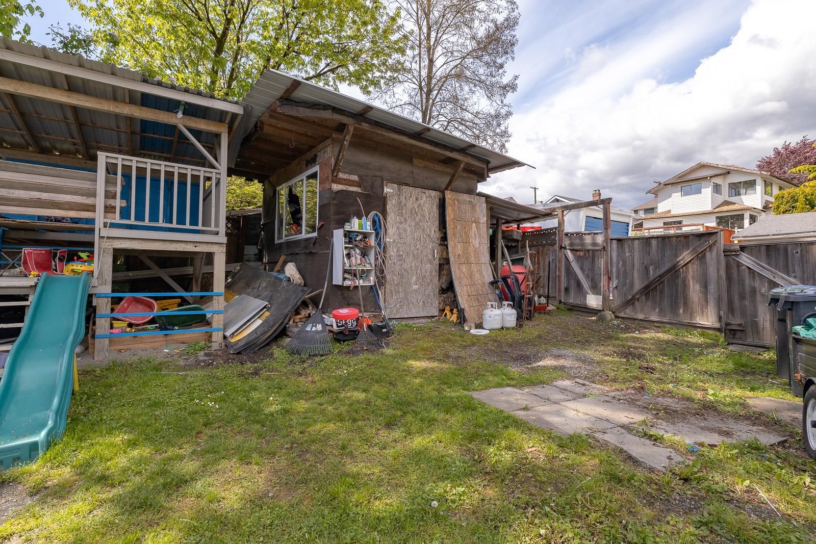 Listing Image 24