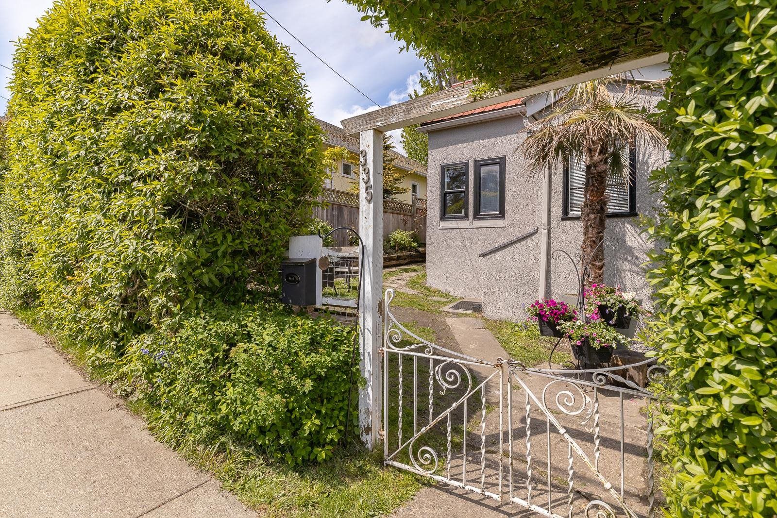 Listing photo 4