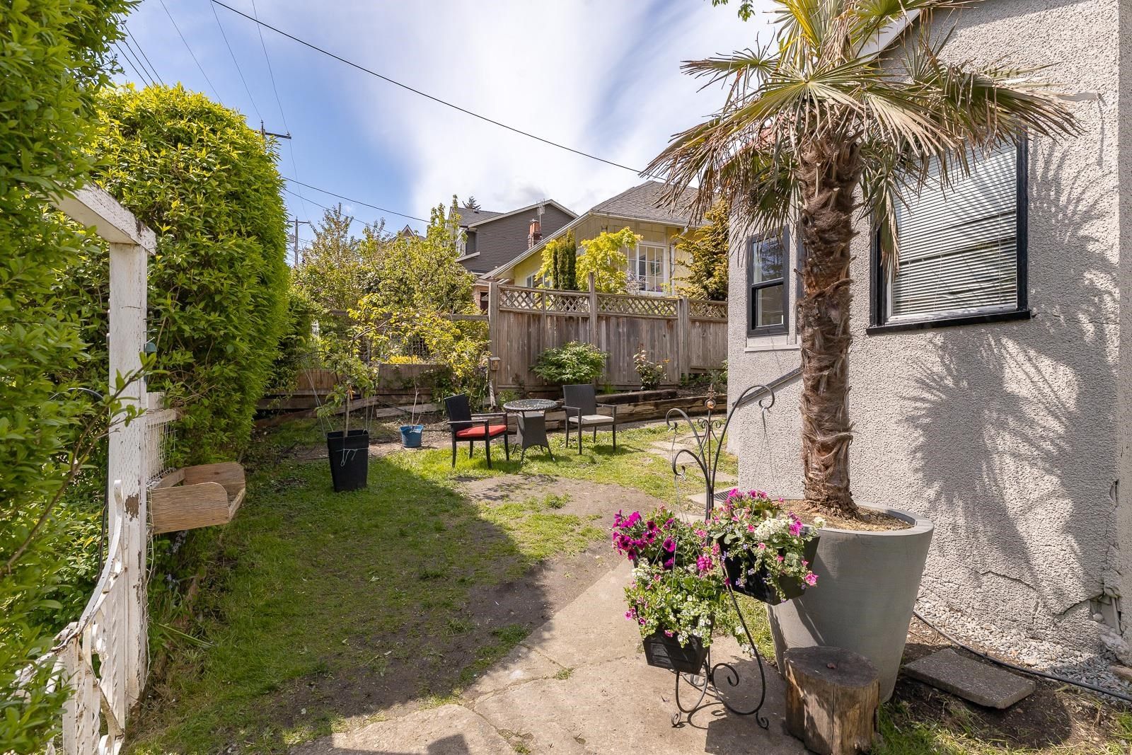 Listing Image 6