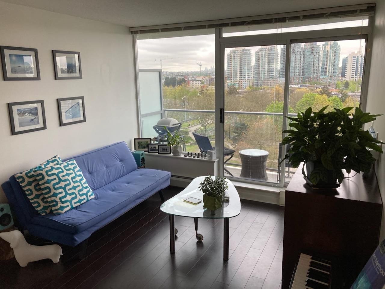 Listing Image 1
