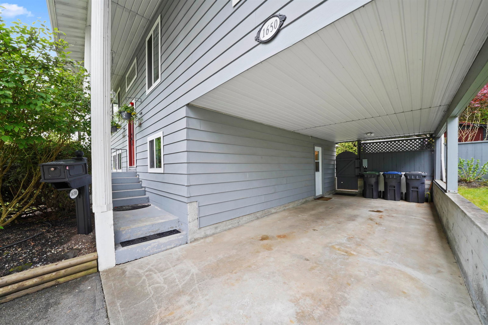Listing Image 24