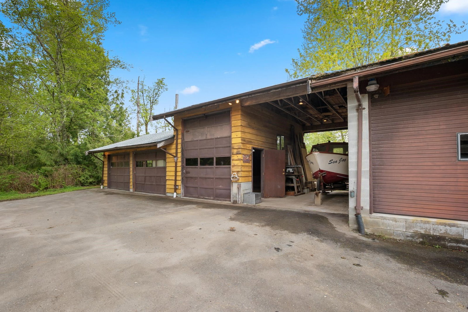 Listing Image 32