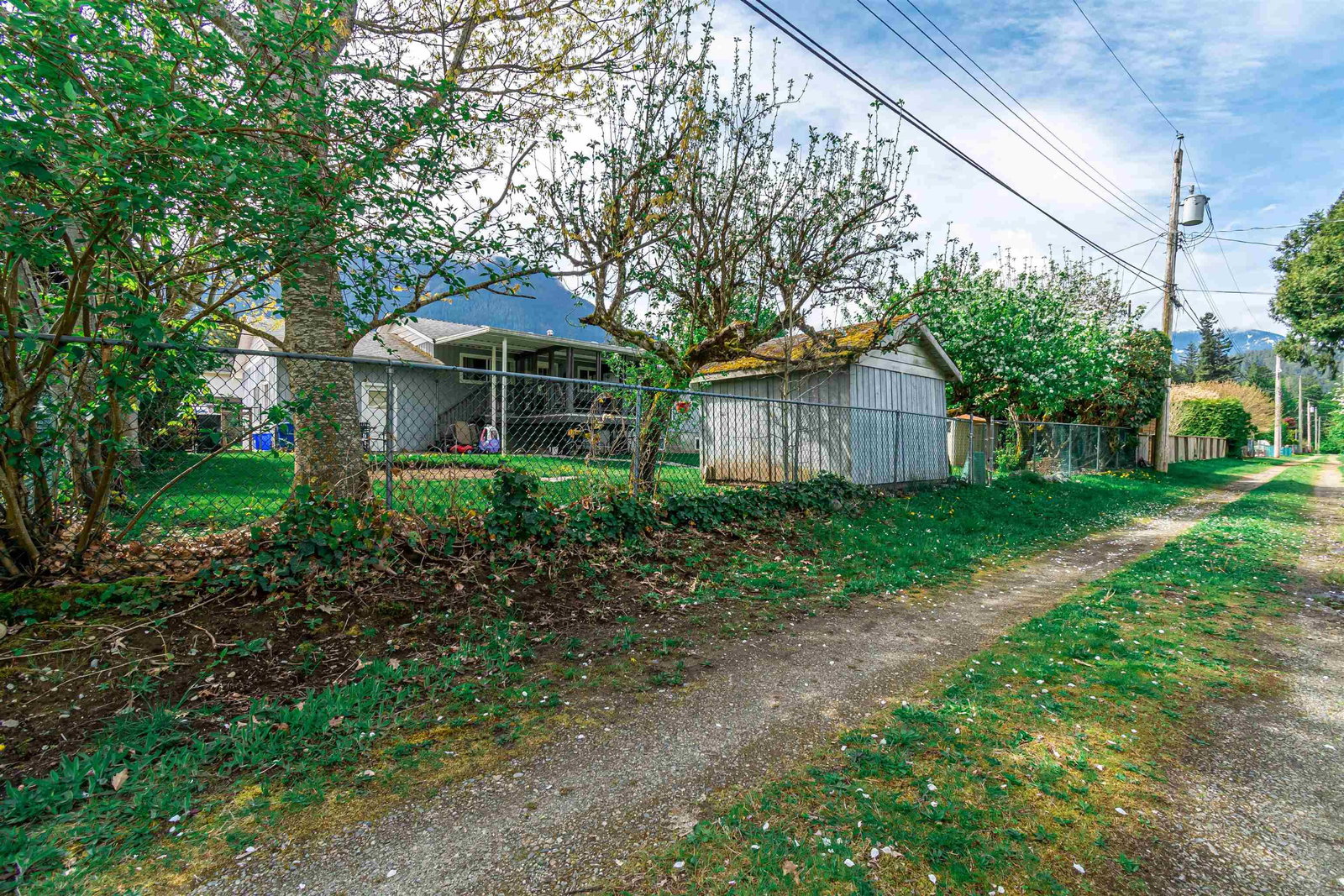 Listing Image 40