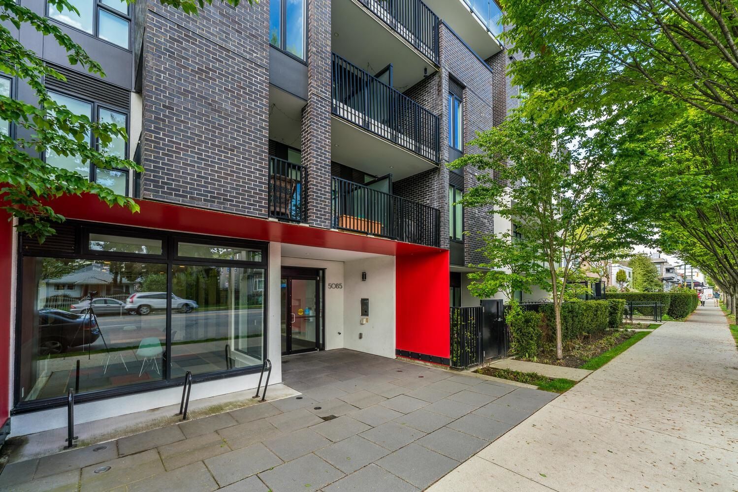 Listing Image 20