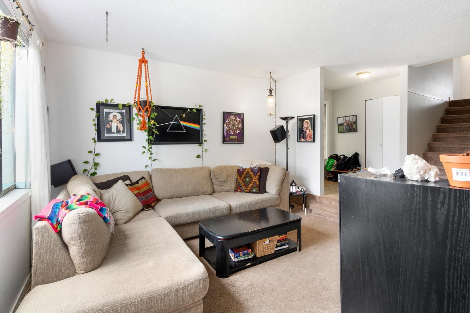 Listing Image 17